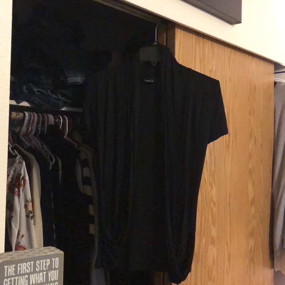 Black cover up short sleeve